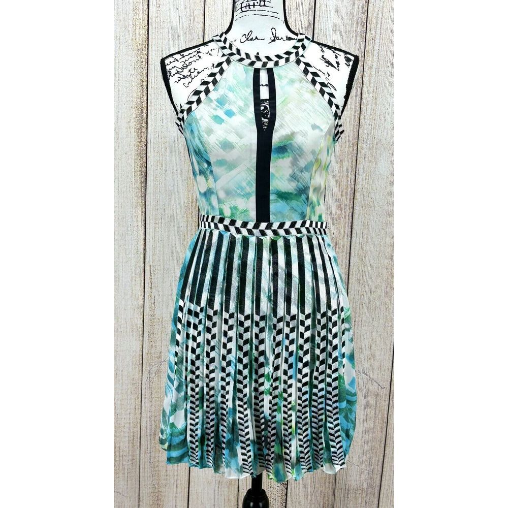 Parker Pleated Selita‎ Dress Size Small Embroidered Blue Aqua Sleeveless